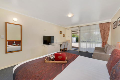 Beechworth Motor Inn - Sydney Tourism 3