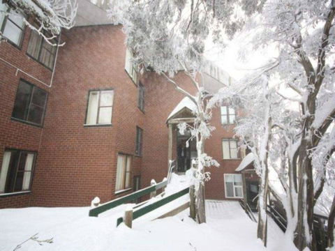 Beehive 18 - Sydney Tourism 0