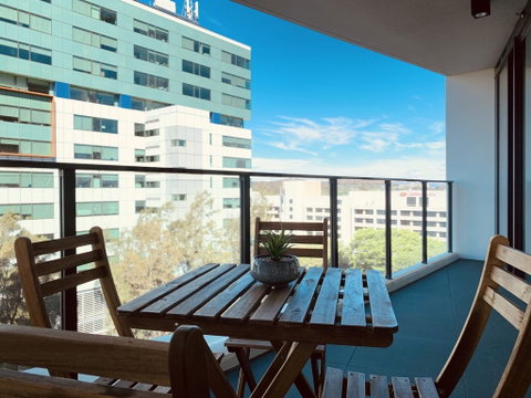 Best Located Brand New Apartment In Canberra CBD - Sydney Tourism 3