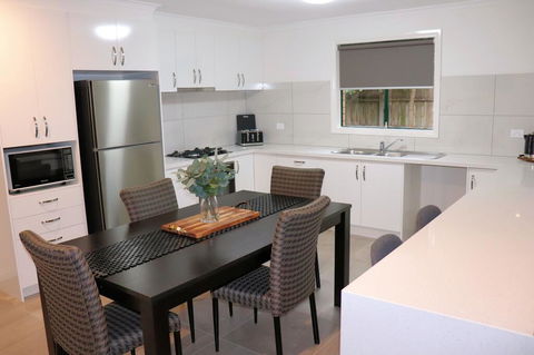 Best Western Fawkner Suites & Serviced Apartments - Sydney Tourism 0