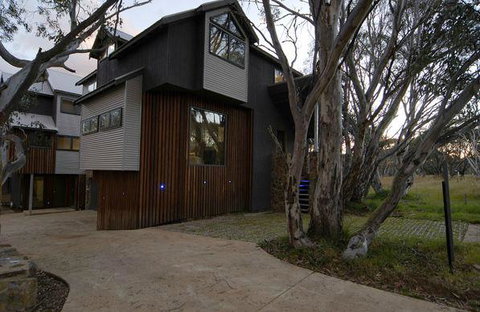 Blue Ice - Sydney Tourism 1