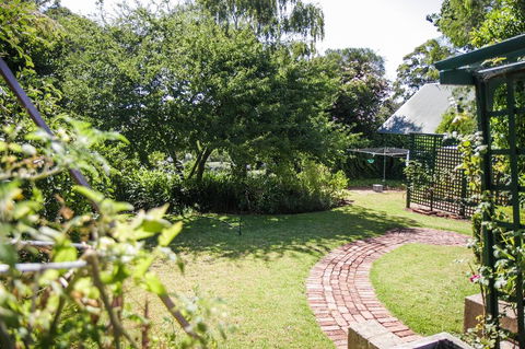 Blue Moon - Margaret River - Sydney Tourism 1