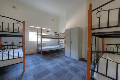 Blue Mountains Backpacker Hostel - Sydney Tourism 2