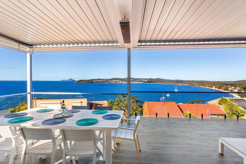 Blue Water Splendour - Infinity Pool And Amazing Views!! - Sydney Tourism 2