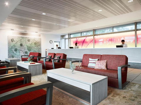 Desert Gardens Hotel - Sydney Tourism 2