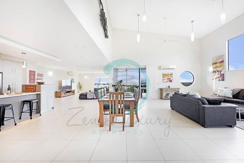 ZEN LUXURY: 2-Story 4-BR Penthouse In Darwin City With Mindal Markets & Harbour Views - Sydney Tourism 3