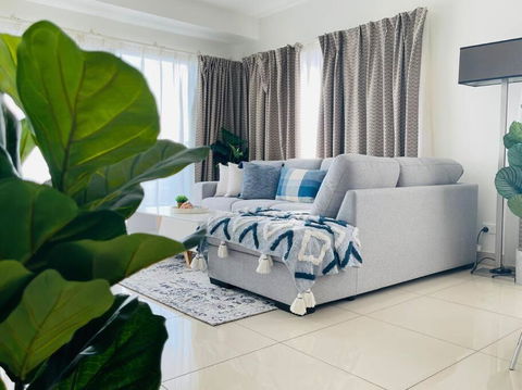ZEN OCEAN BLISS - Cozy 2-BR/2-BA Sea View Retreat - Sydney Tourism 3