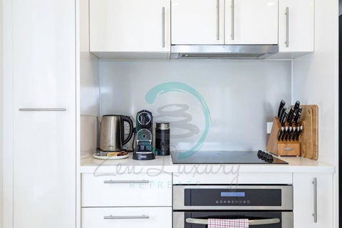 ZEN SUNSHINE - COZY 2-BR/2-BA OCEAN VIEW RETREAT - Sydney Tourism 1