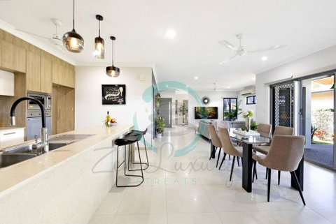 Zenhouse: Prestigous 4-BR Display Home In Muirhead - Sydney Tourism 0