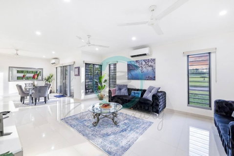 Zenhouse: Stylish Muirhead Home Near Park/Hospital - Sydney Tourism 0