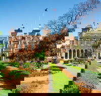 Perth Scavenger Hunt Perched On A Swan - Sydney Tourism