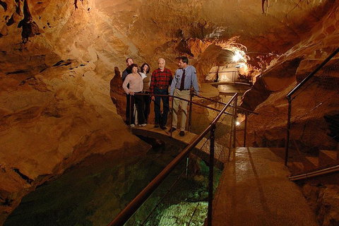 Private Tour: Jenolan Caves & Blue Mountains In A Day - Sydney Tourism 3