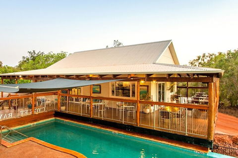 Giant Tides Tour - Cygnet Bay Pearl Farm - Sydney Tourism 3