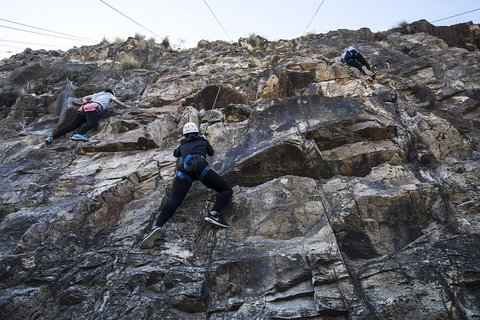 Rock Climbing At The Kangaroo Point Cliffs In Brisbane - Sydney Tourism 4