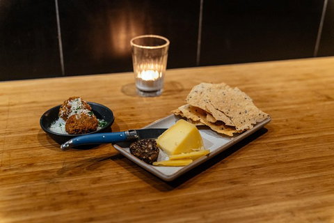 The Flavors Of Perth: Fremantle Wine & Bites Private Tour - Sydney Tourism 4