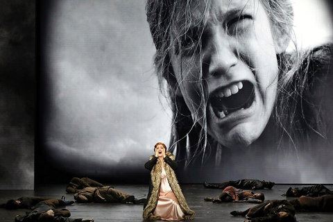 Opera Performance At The Sydney Opera House - Sydney Tourism 4