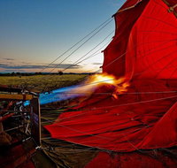 Early Morning Ballooning in Alice Springs