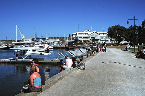Melbourne City And Williamstown Ferry Cruise - Sydney Tourism 2