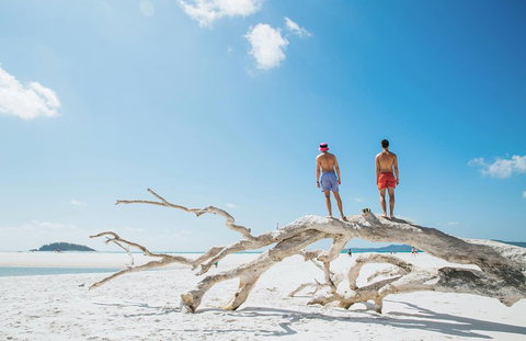 Whitehaven Beach And Hill Inlet Chill And Grill - Sydney Tourism 5