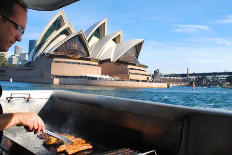 Sydney Whale-Watching Cruise Including Lunch Or Breakfast - Sydney Tourism 3