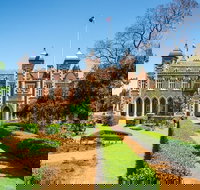 Perth Scavenger Hunt Perched On A Swan - Sydney Tourism