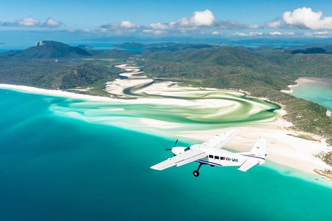 Scenic Flight - Great Barrier Reef, Heart Reef, Whitehaven Beach & Hill Inlet! - Sydney Tourism 5