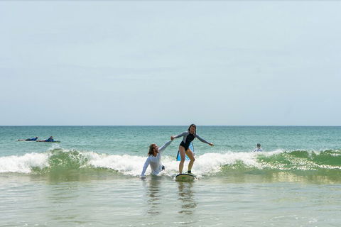 Private Beginners Surf Lessons, Noosa World Surf Reserve - Sydney Tourism 0